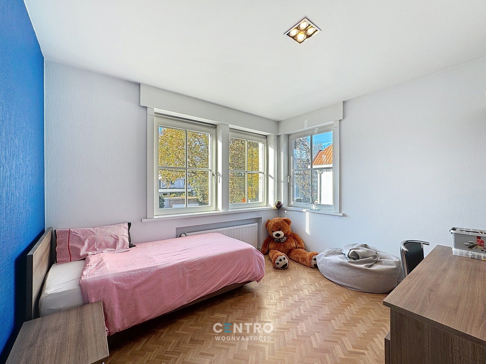 Karaktervolle villa met 5 slpks, praktijkruime en ZUIDgerichte tuin in 't Motje! foto 25