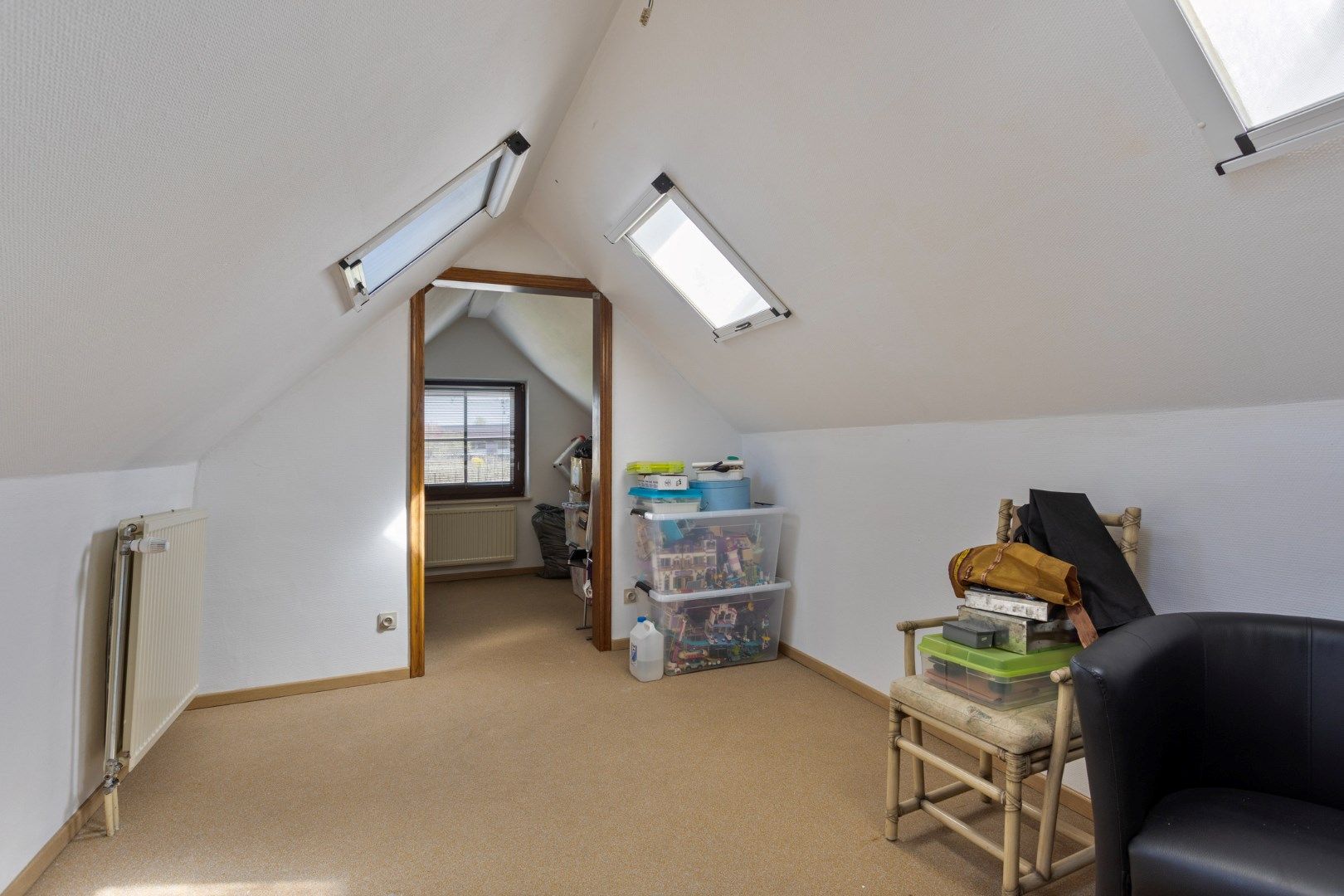 Vrijstaande villa met open zicht, grote zonnige tuin en praktijkruimte – Tongeren foto 23