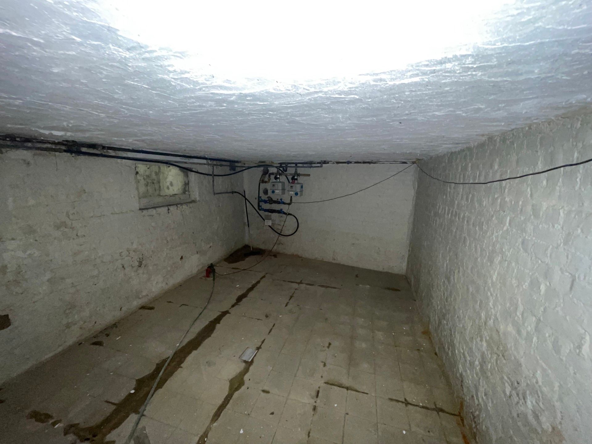 Te renoveren woning (vergunning voor 3 appartementen) foto 15