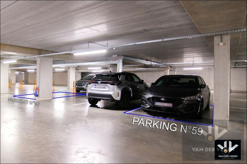 LUXUEUS GVL 3 SLPK-APP MET TUIN EN TWEE STAANPLAATSEN foto 24