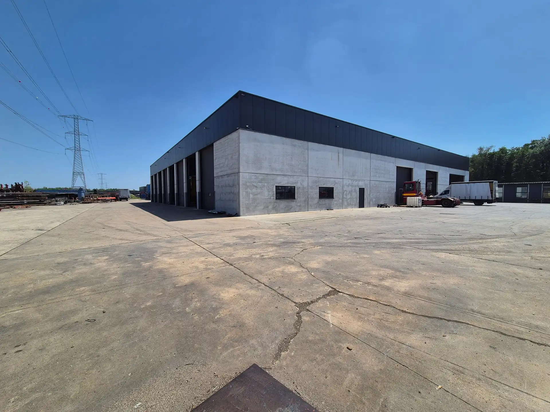 Te koop: 5.433m² bedrijfsruimte te Bree foto 3