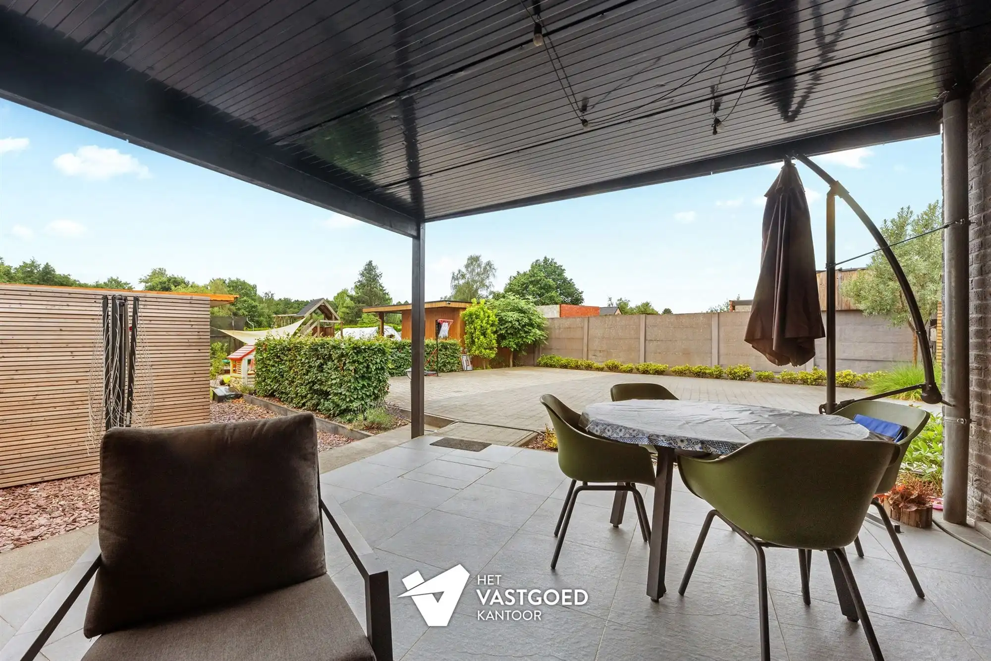 PERFECT ONDERHOUDEN EN ENERGIEZUINIG GELIJKVLOERS APPARTEMENT (165M²) EN TUIN TE BERINGEN foto 22