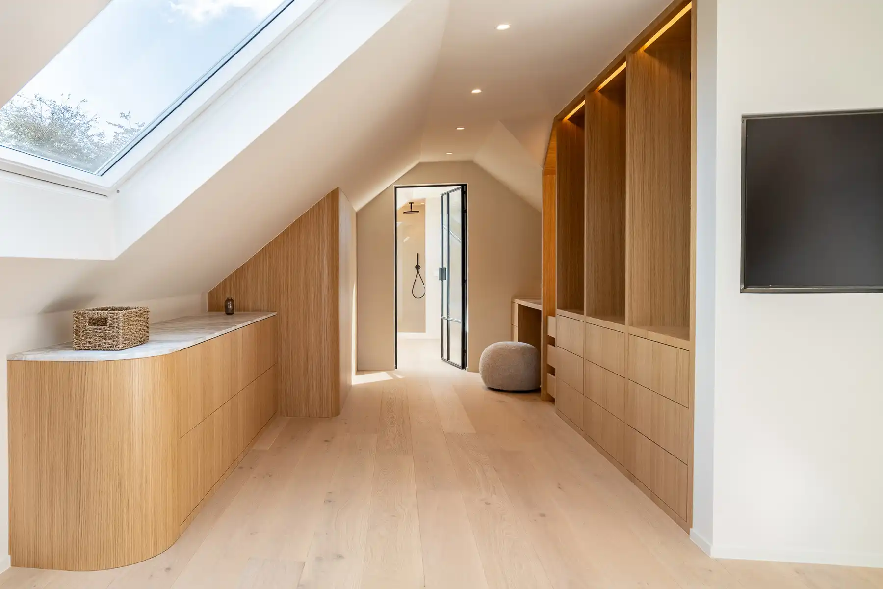 Smaakvol gerenoveerde alleenstaande woning foto 29