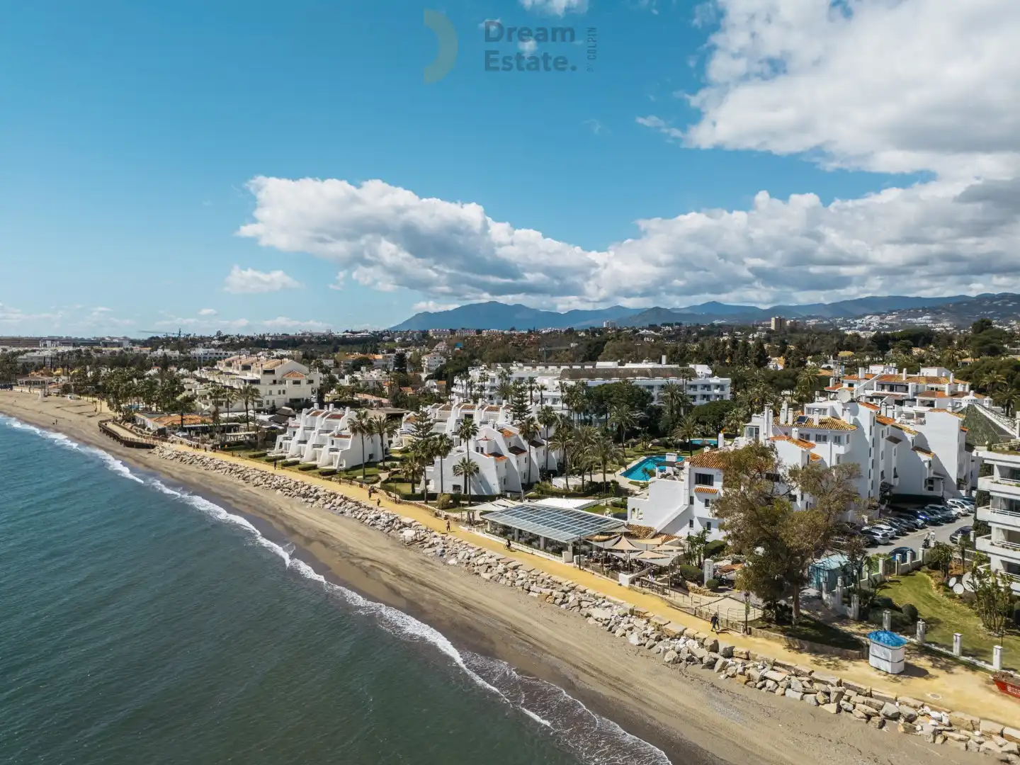 Verfijnd appartement aan het strand van de Golden Mile te Marbella. foto 13