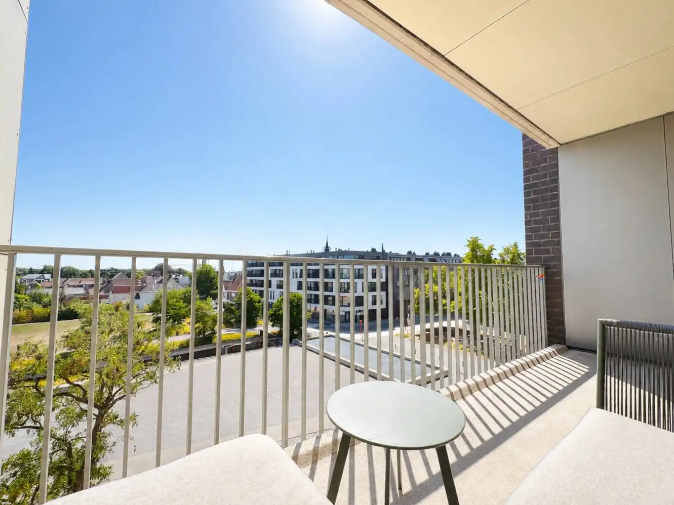 Mooi onderhouden appartement in centrum Aalter met ondergrondse parkeerplaats foto 3