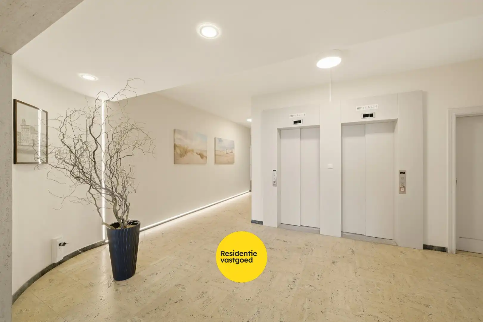 Appartement met zijdelings zeezicht op topligging aan de Albert I-promenade in Oostende foto 3