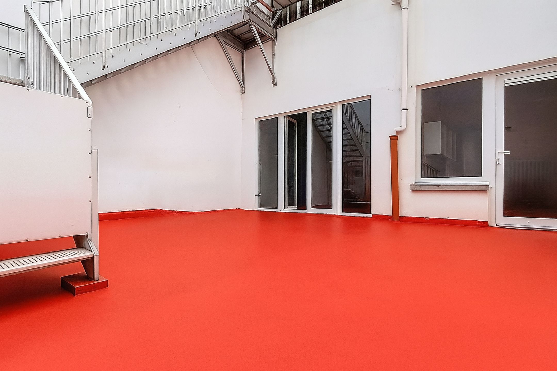 Ideaal voor medisch centrum, co-workingproject, handelspand foto 6