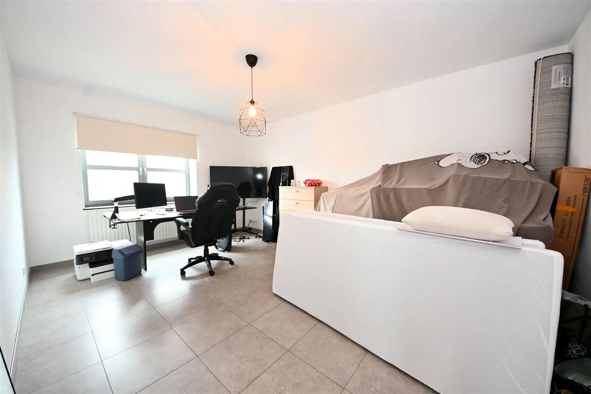 Woning met 4 slaapkamers en garage.  foto 11