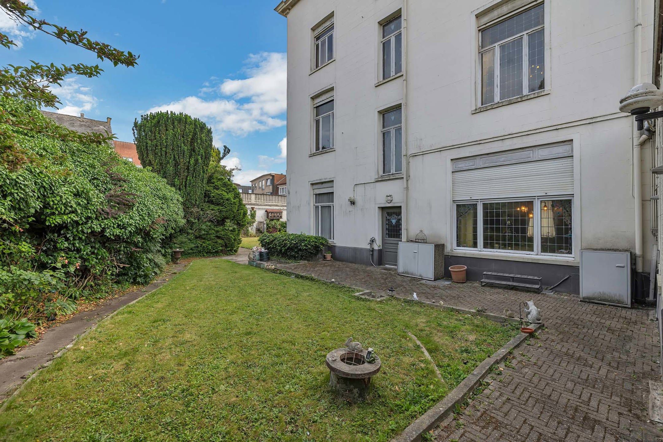 Imposante herenwoning met diverse mogelijkheden foto 28