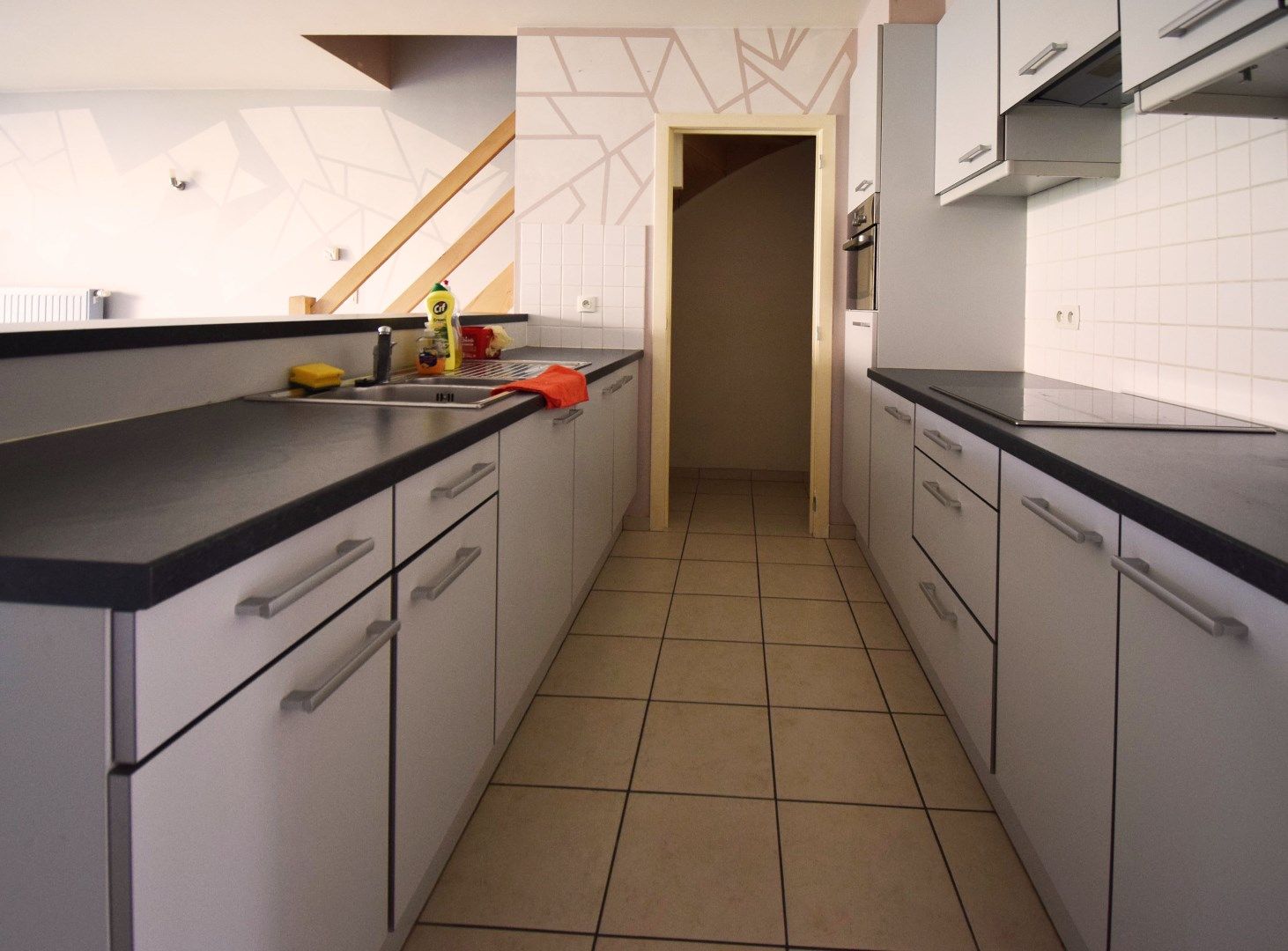 COMFORTABELE RIJWONING MET GARAGE RUSTIG GELEGEN IN CENTRUM MIDDELKERKE foto 5