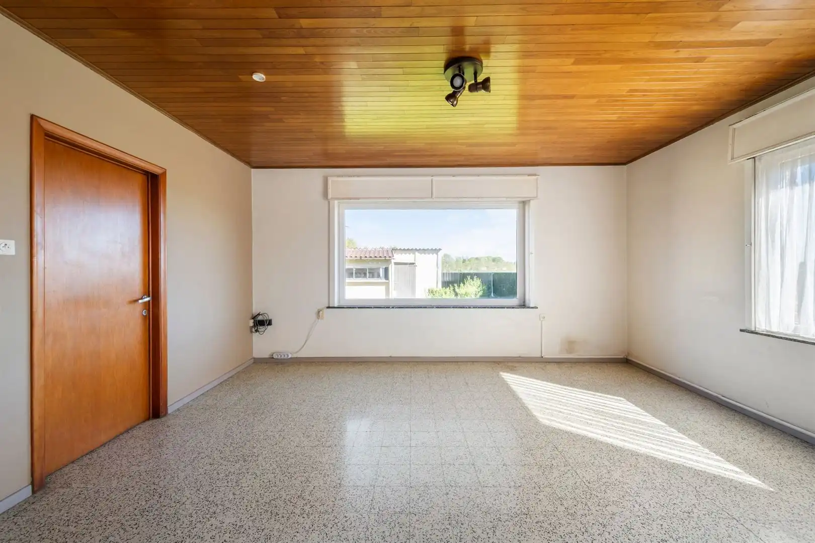 Halfopen bebouwing op 548m² foto 10