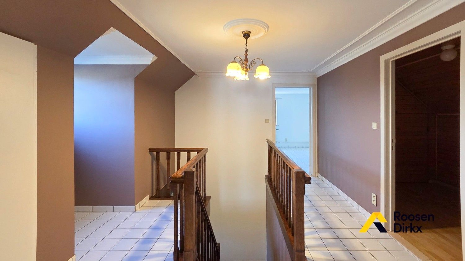 Degelijke woning met 3 slaapkamers en prachtig zicht op ±9 are! foto 22