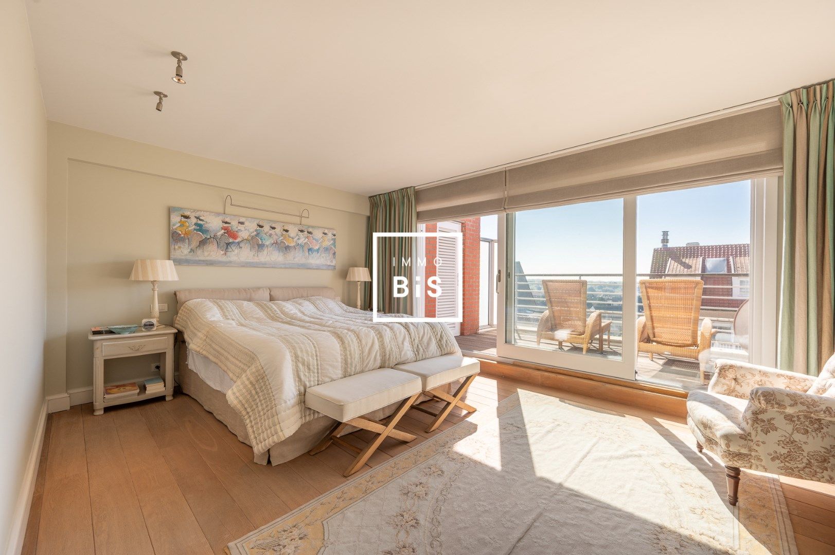 Exclusief duplex mezzanine appartement op een toplocatie aan de Zeedijk in het Zoute foto 7