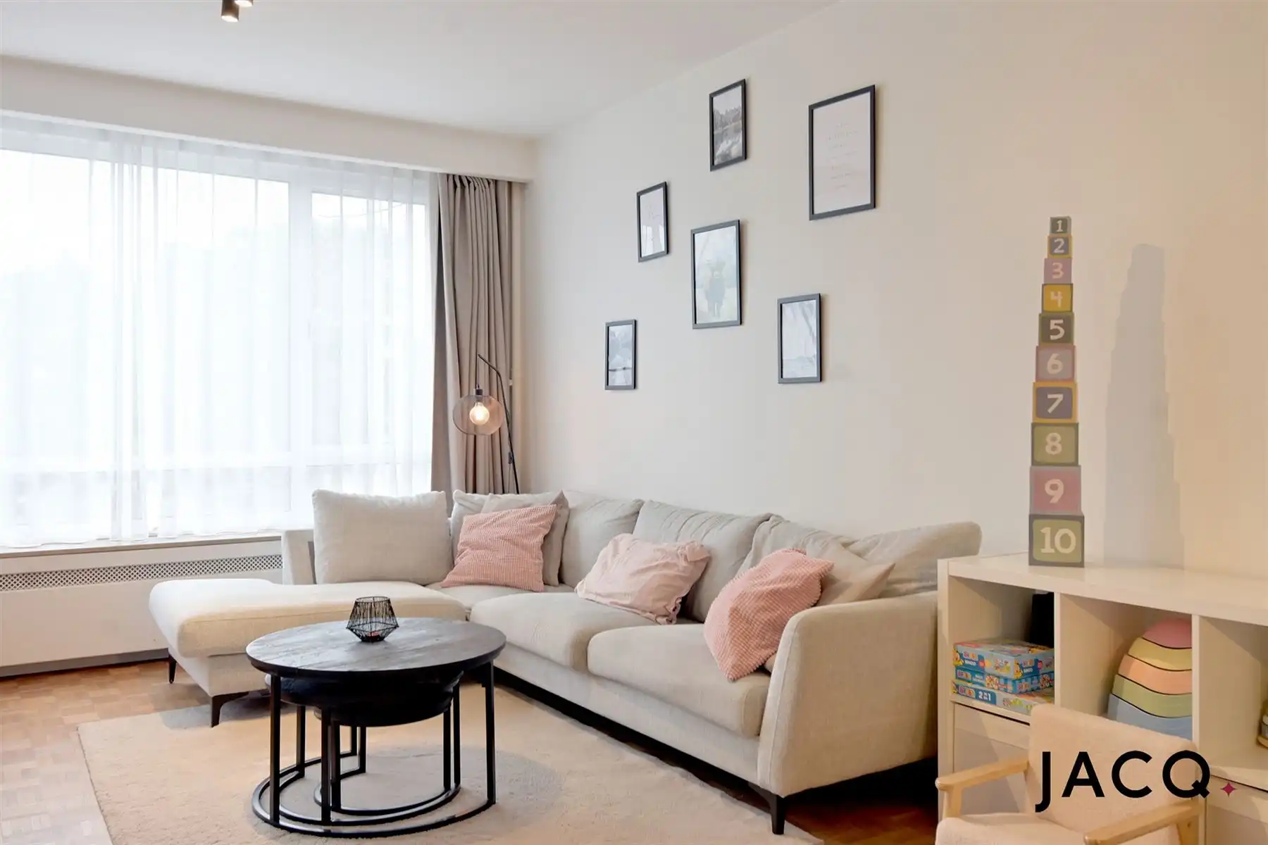 Prachtig appartement met 3 slaapkamers en terras! foto 3