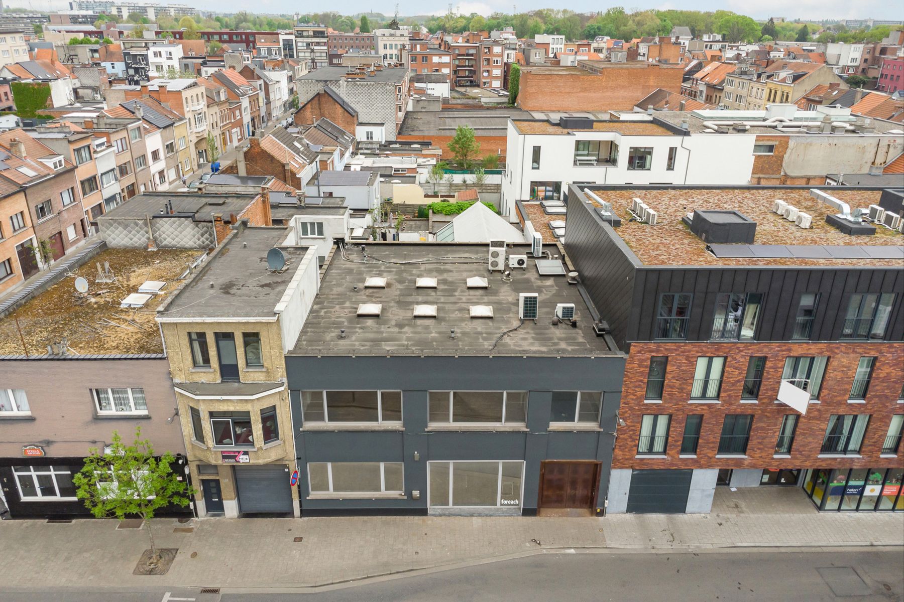 Instapklaar kantoorgebouw te koop in Merksem foto 54