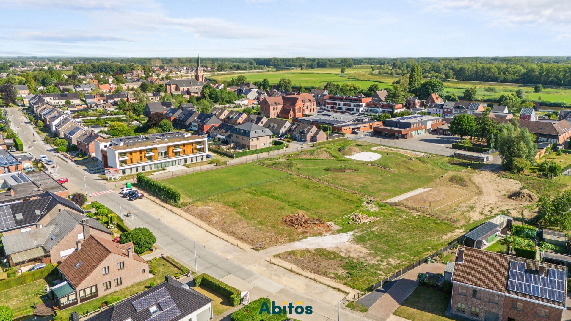 Bouwgrond voor halfopen bebouwing op toplocatie foto 4