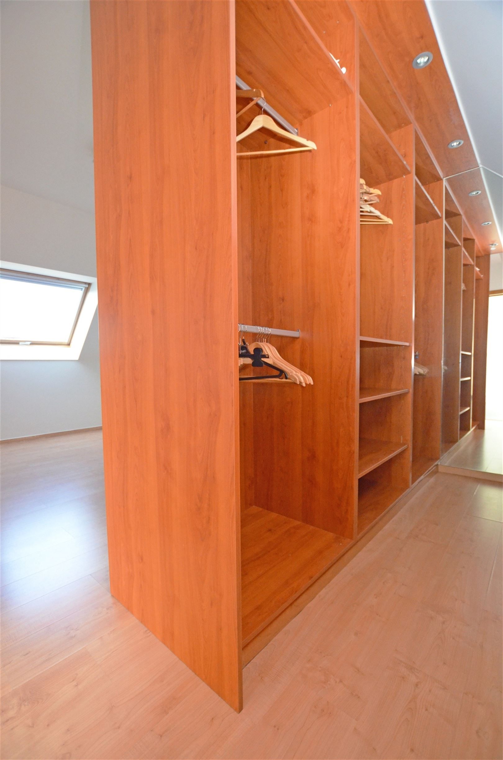 Instapklaar duplex-appartement op centrale ligging foto 15