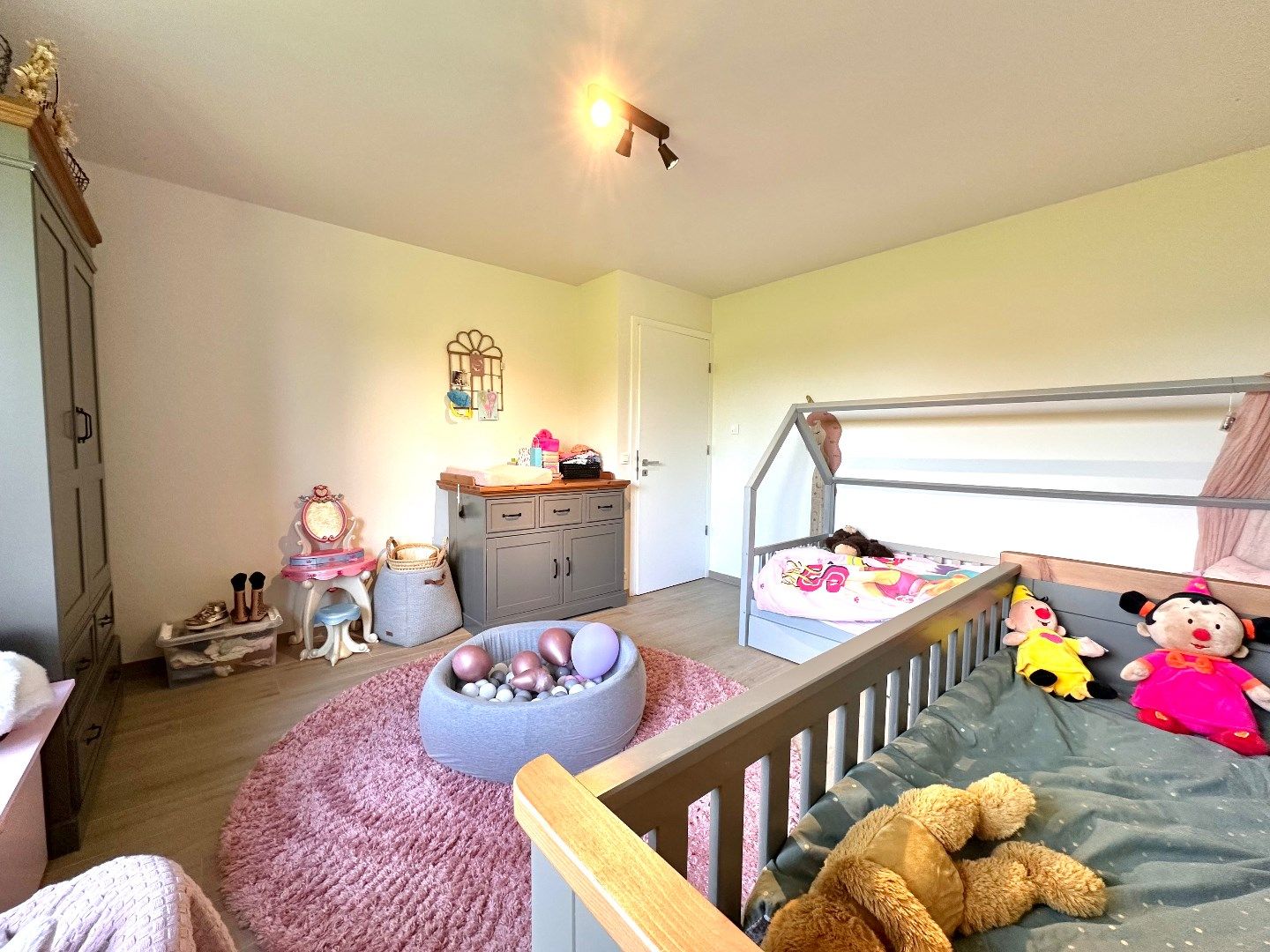 Ruime en moderne woning met luxueuze afwerking in Voeren foto 20