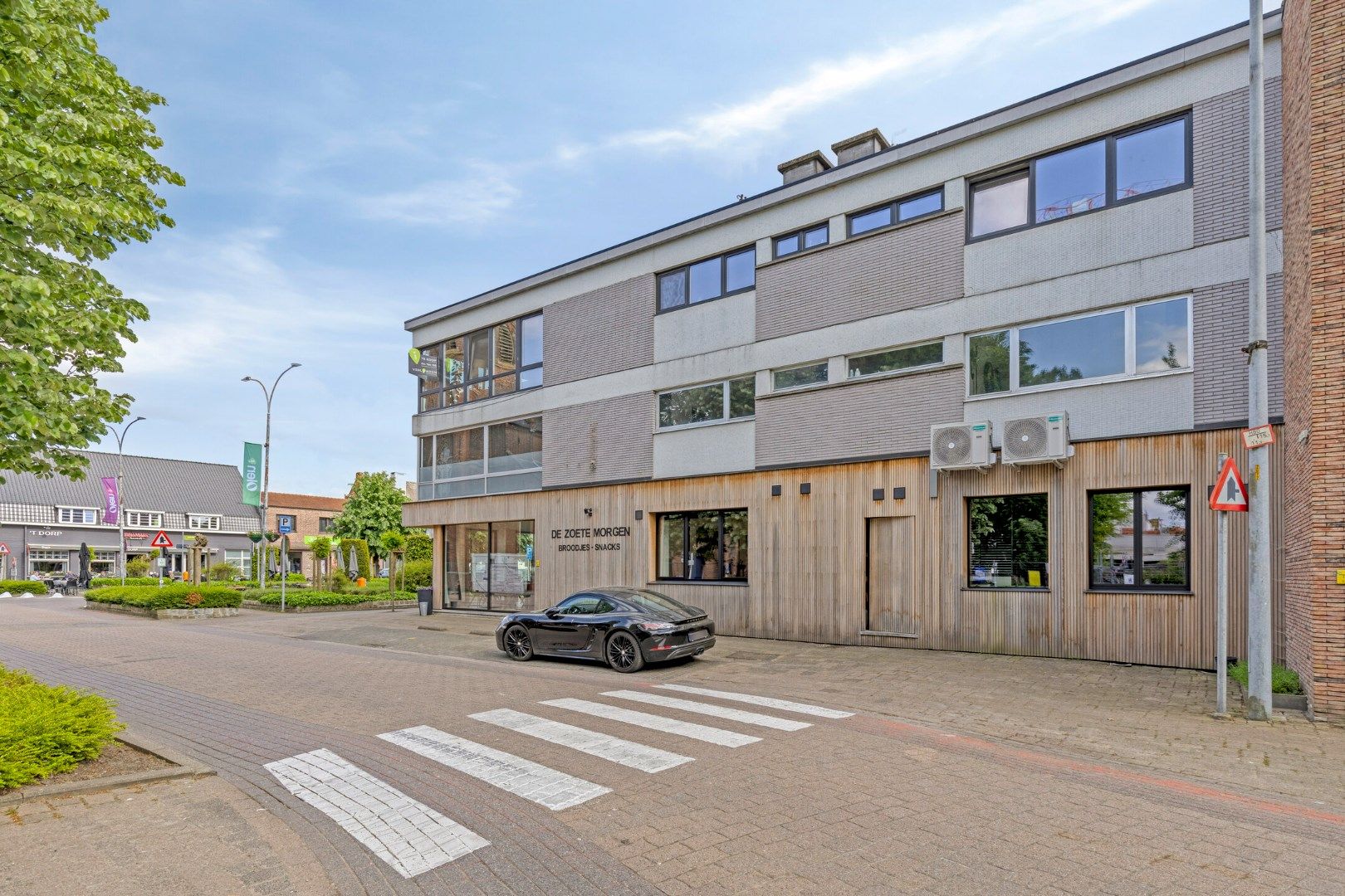 Zeer ruim en lichtrijk dakappartement met 3 slaapkamers in het centrum van OLV-Olen ! foto 13