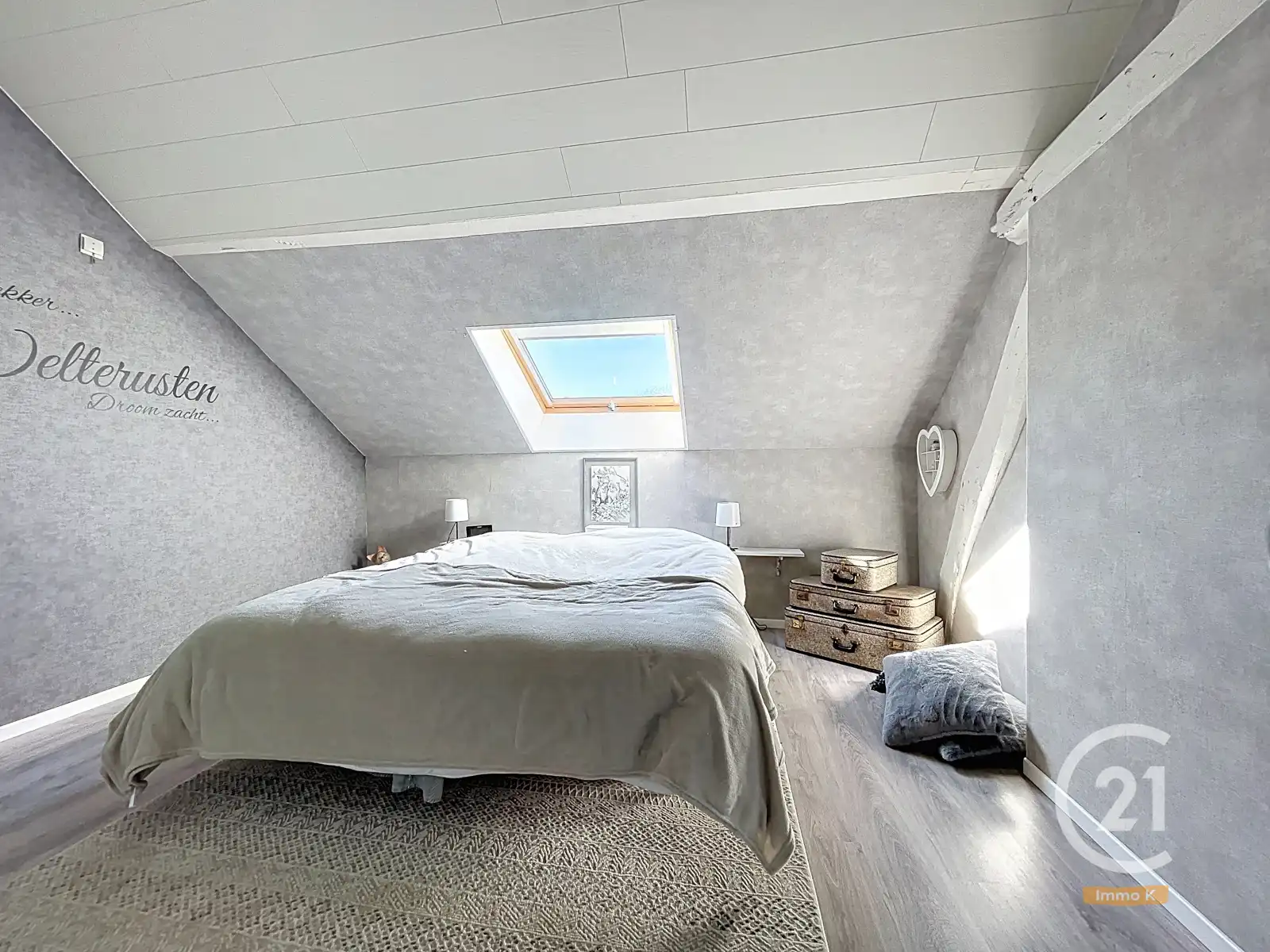 Knusse instapklare woning met ruime tuin en weide nabij E40 foto 15