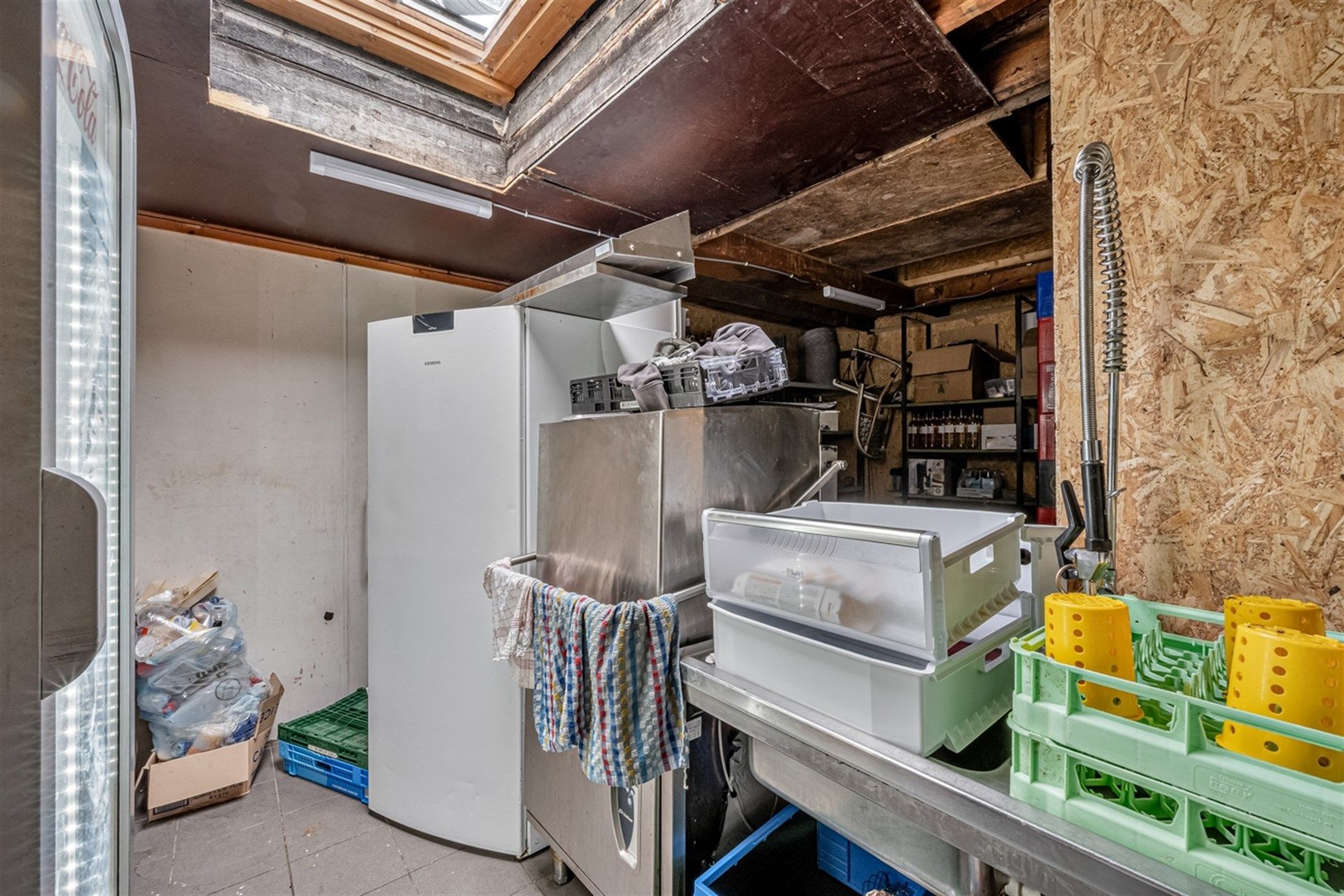 Veelzijdige horecazaak over te nemen op topligging in Aalst foto 9