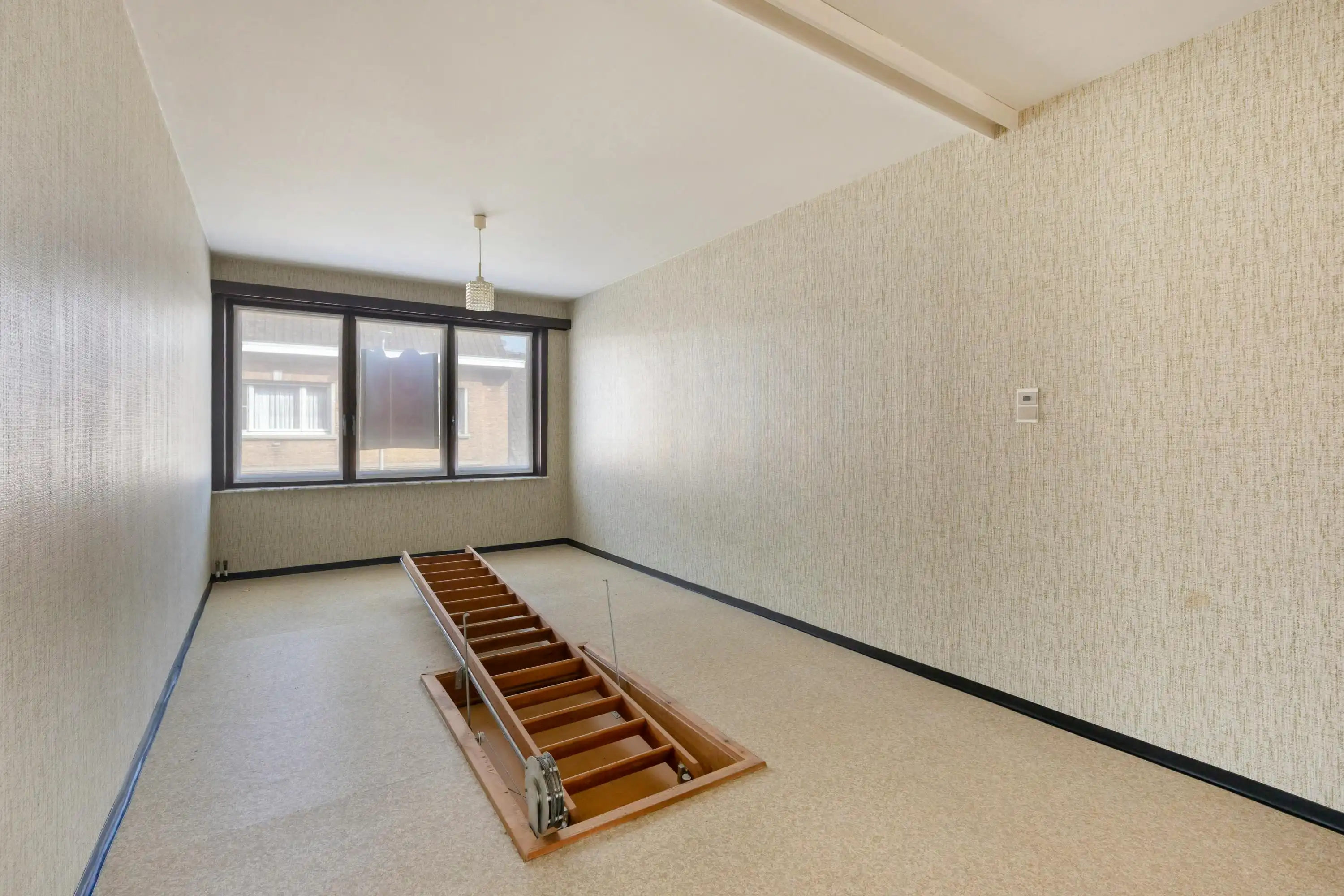 Ruim huis te koop met 5 kamers in Elverdinge foto 24