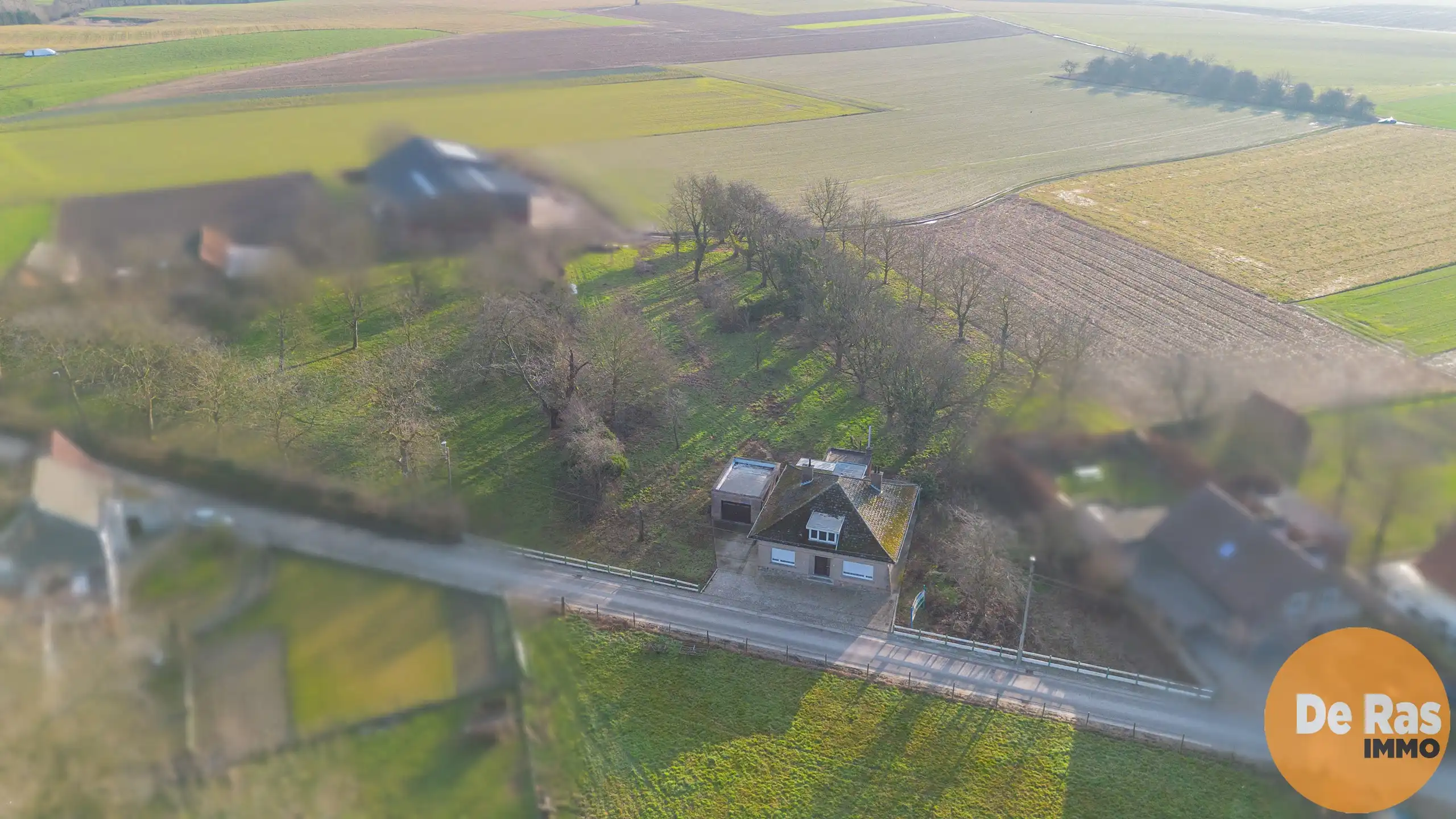 HERZELE - Vrijstaande woning in een landelijke omgeving foto 25