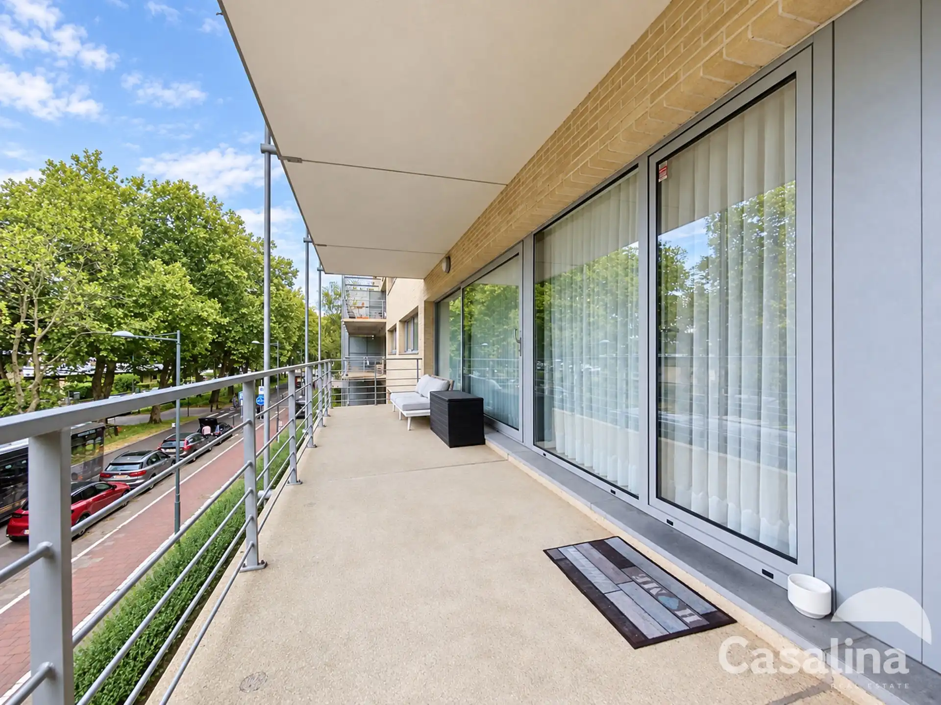 Ruime modern appartement met prachtig terras van 23m² foto 2