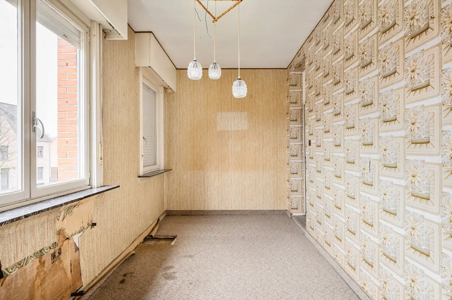 TE RENOVEREN WONING MET 3 SLPKS, PRACHTIGE TUIN + ACHTERLIGGENDE STAANPLAATS foto 19