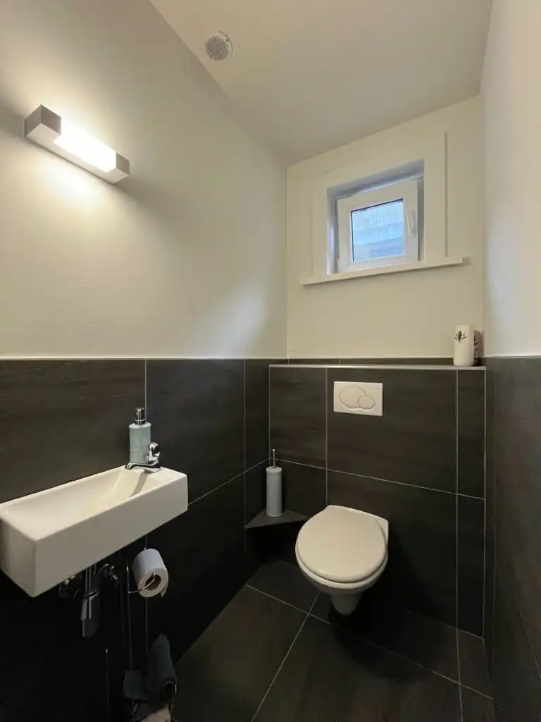 Ledegem - Instapklare halfopen woning foto 10