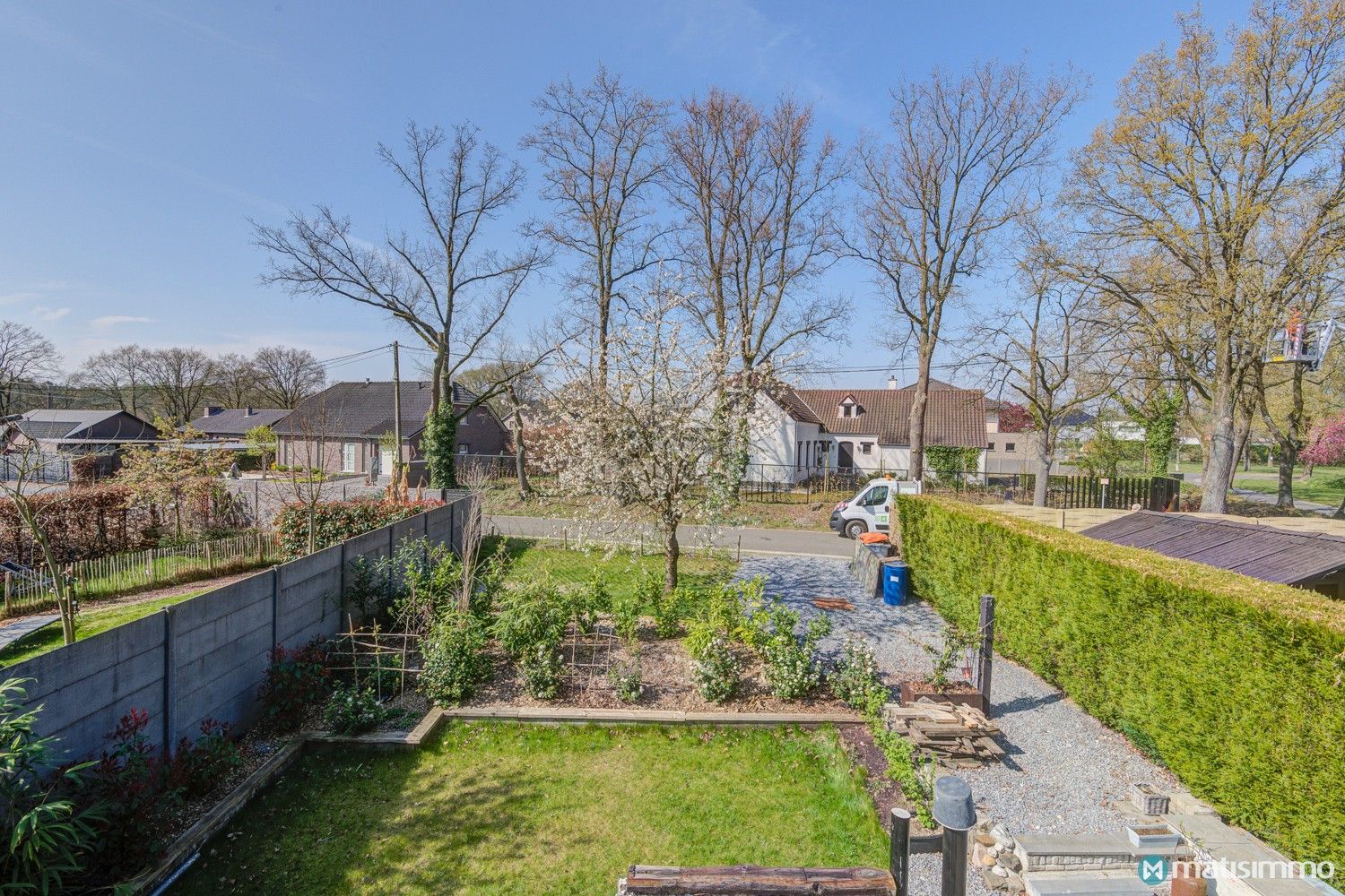 GERENOVEERD, INSTAPKLAAR GELIJKVLOERS APPARTEMENT MET 2 SLAAPKAMERS OP RUSTIGE LIGGING IN AS foto 29