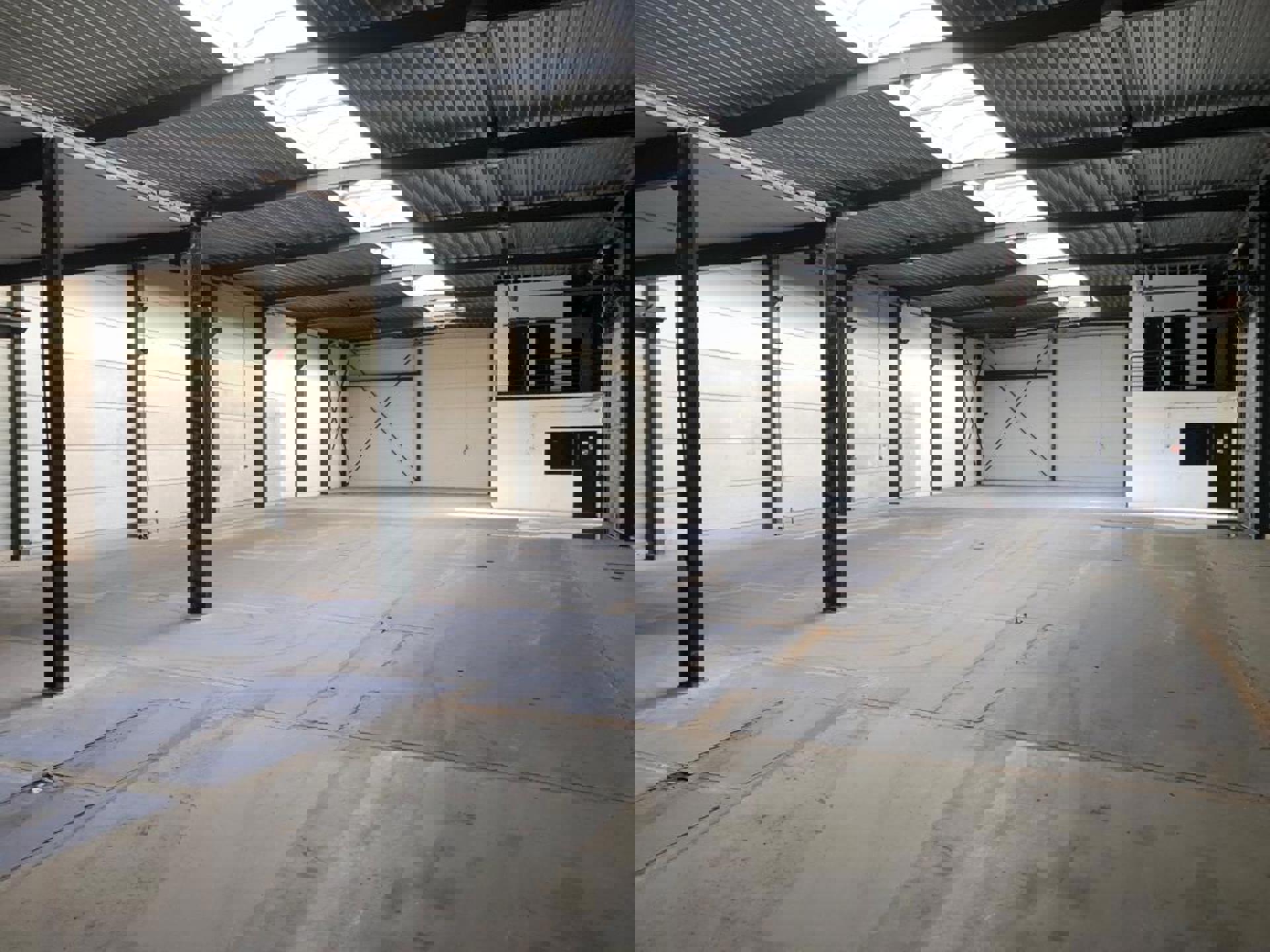 Magazijn met kantoor te Lint foto 3