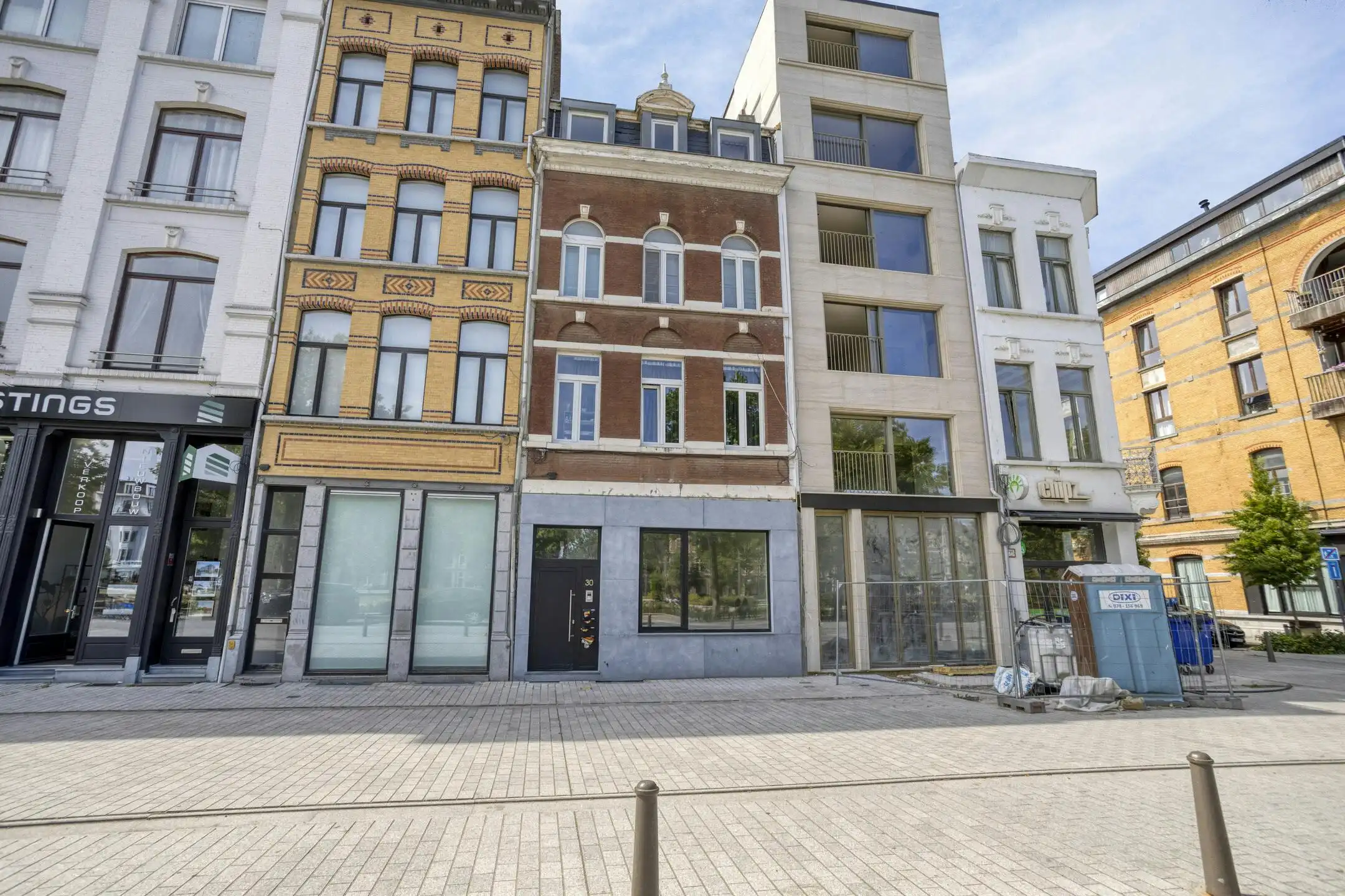 Triplex appartement te koop aan de Waalsekaai te Antwerpen foto 18