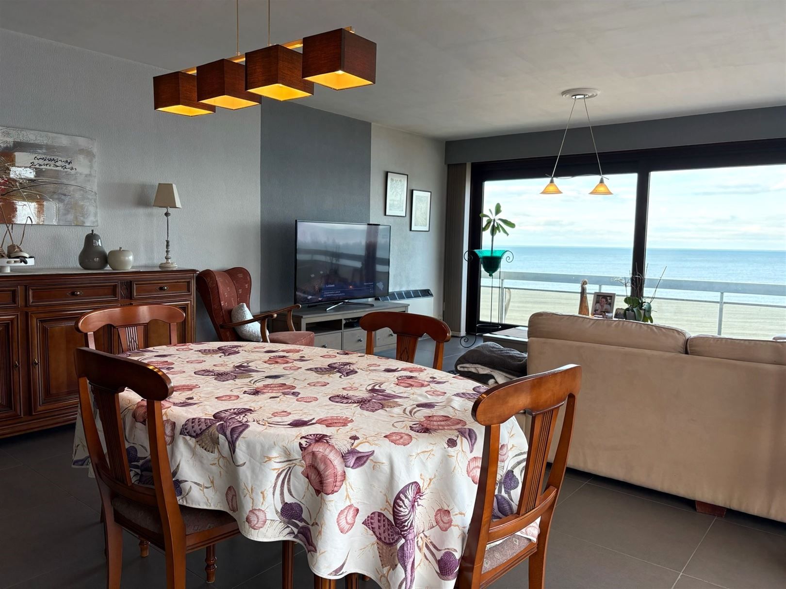 Appartement ongemeubeld met 2 slaapkamers foto 3