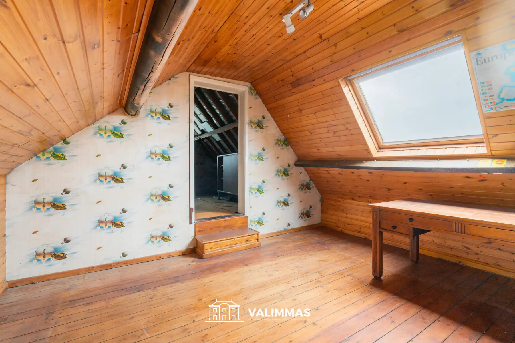 Charmante en instapklare woning met garage en mooie tuin... foto 16