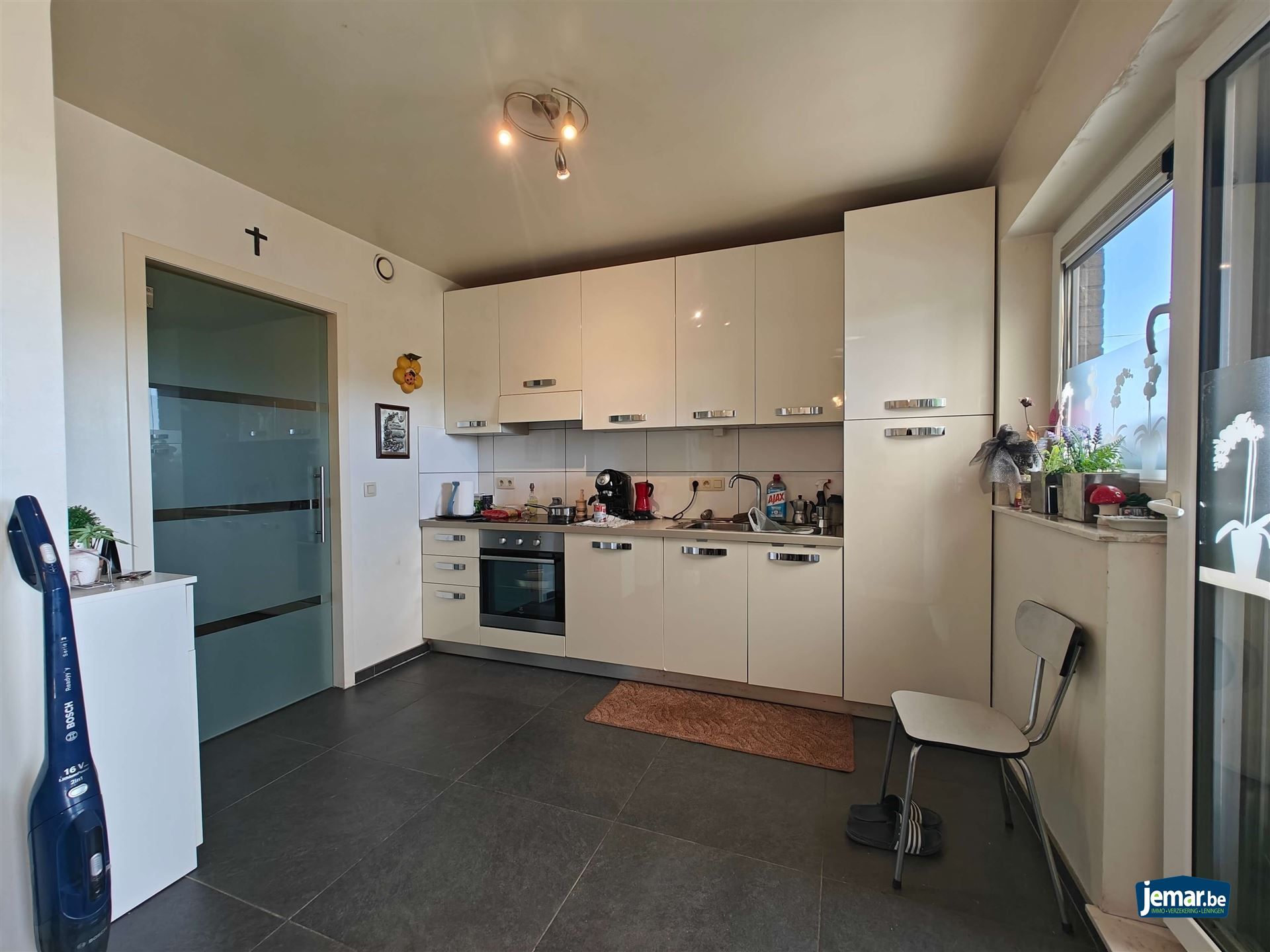 Appartement met 2 slaapkamers en terras  op de 2de verdieping  foto 4