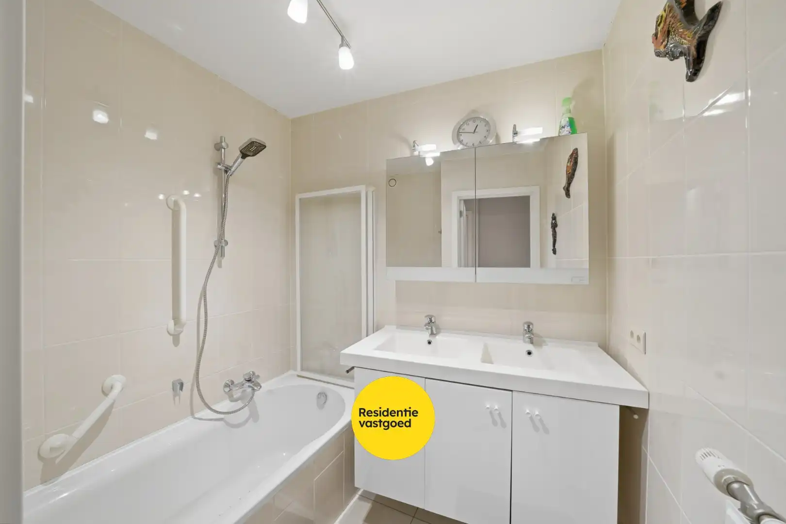 Instapklaar duplexappartement met 2 slaapkamers in Bredene Duinen foto 16