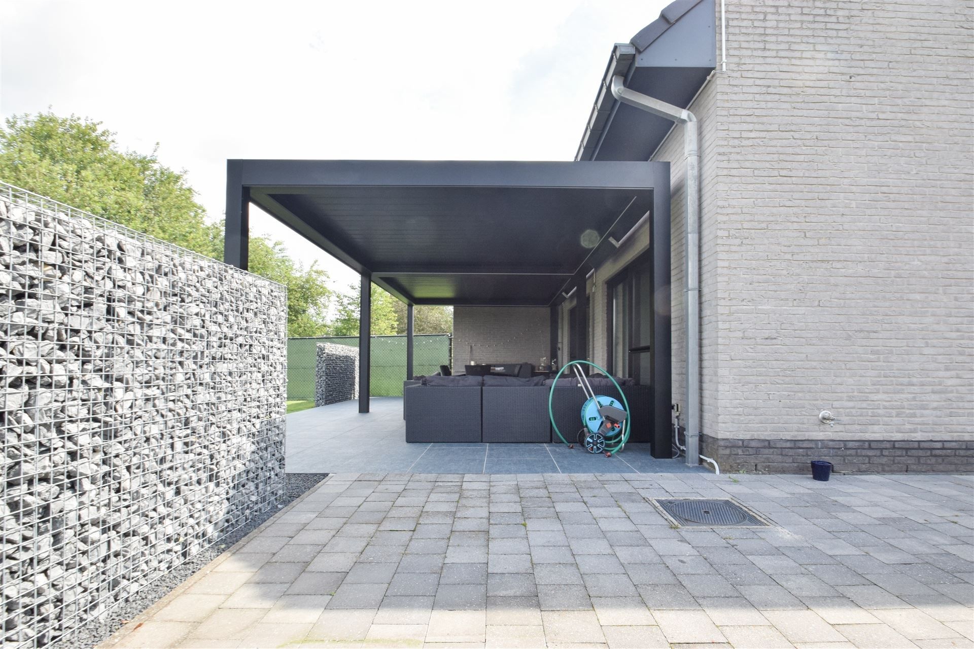 Instapklare woning in een rustige woonwijk met garage & tuin foto 26