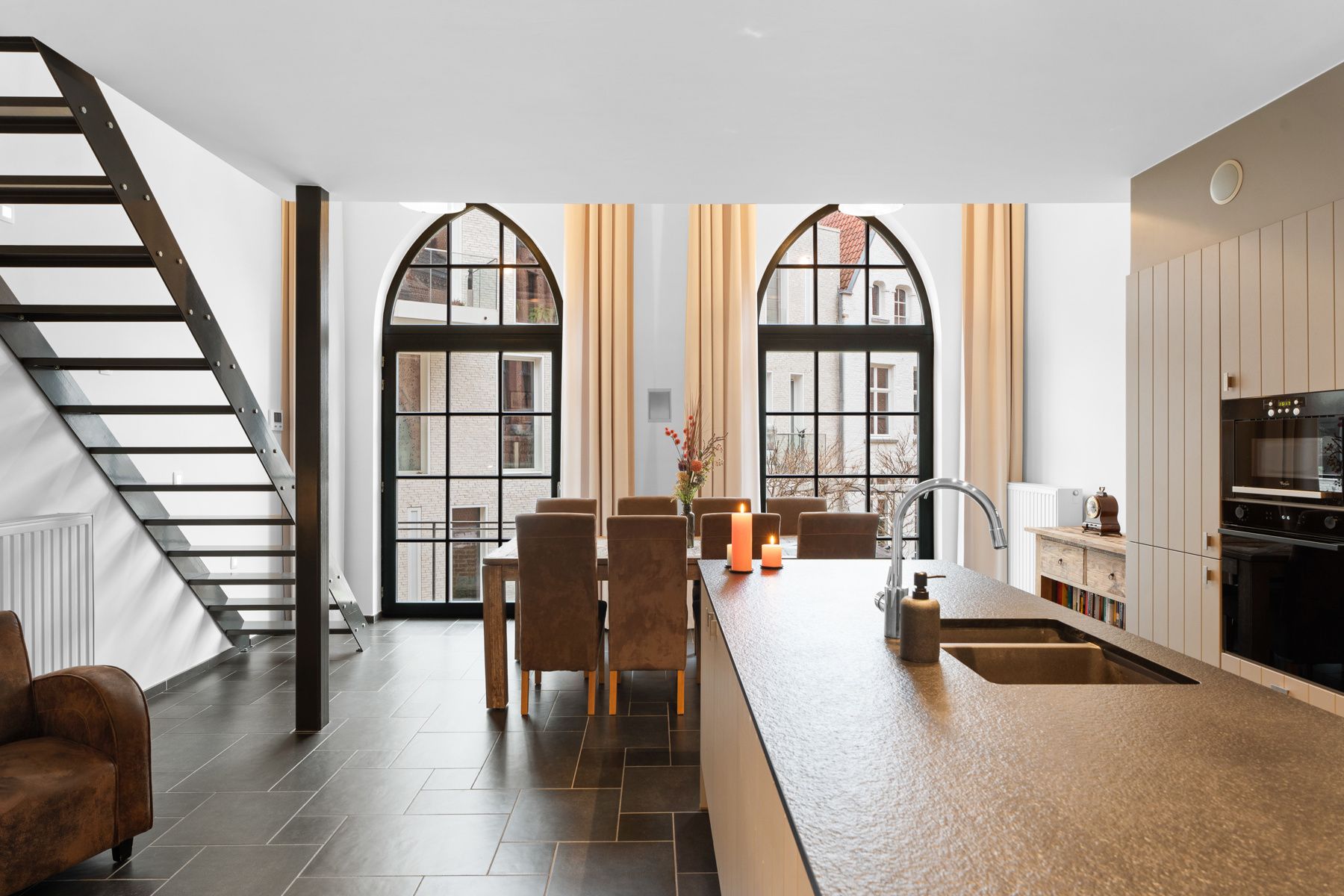 Historische triplex-loft in centrum Mechelen foto 5