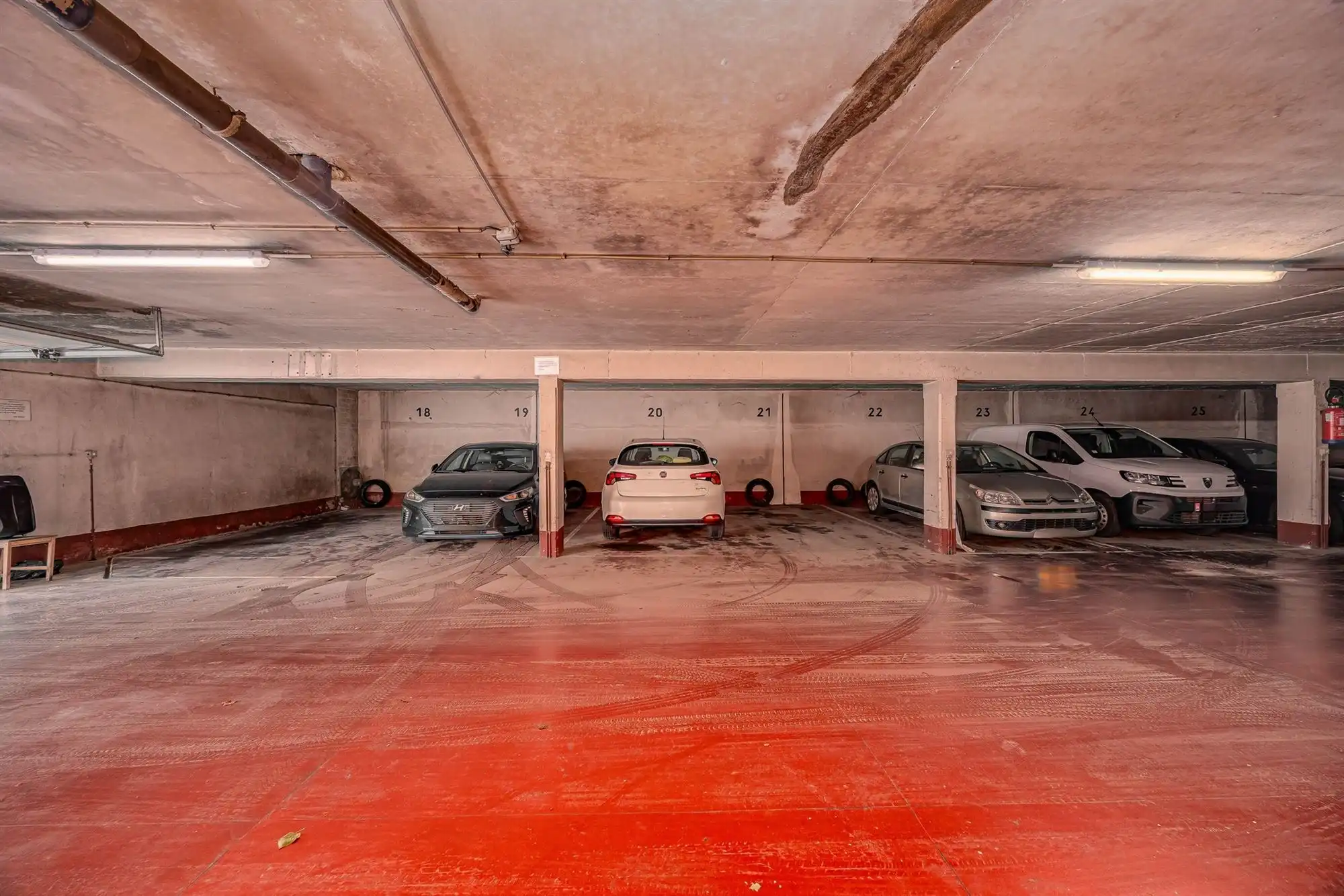 Appartement 2 slpk met terras en autostaanplaats te Hoboken foto 15