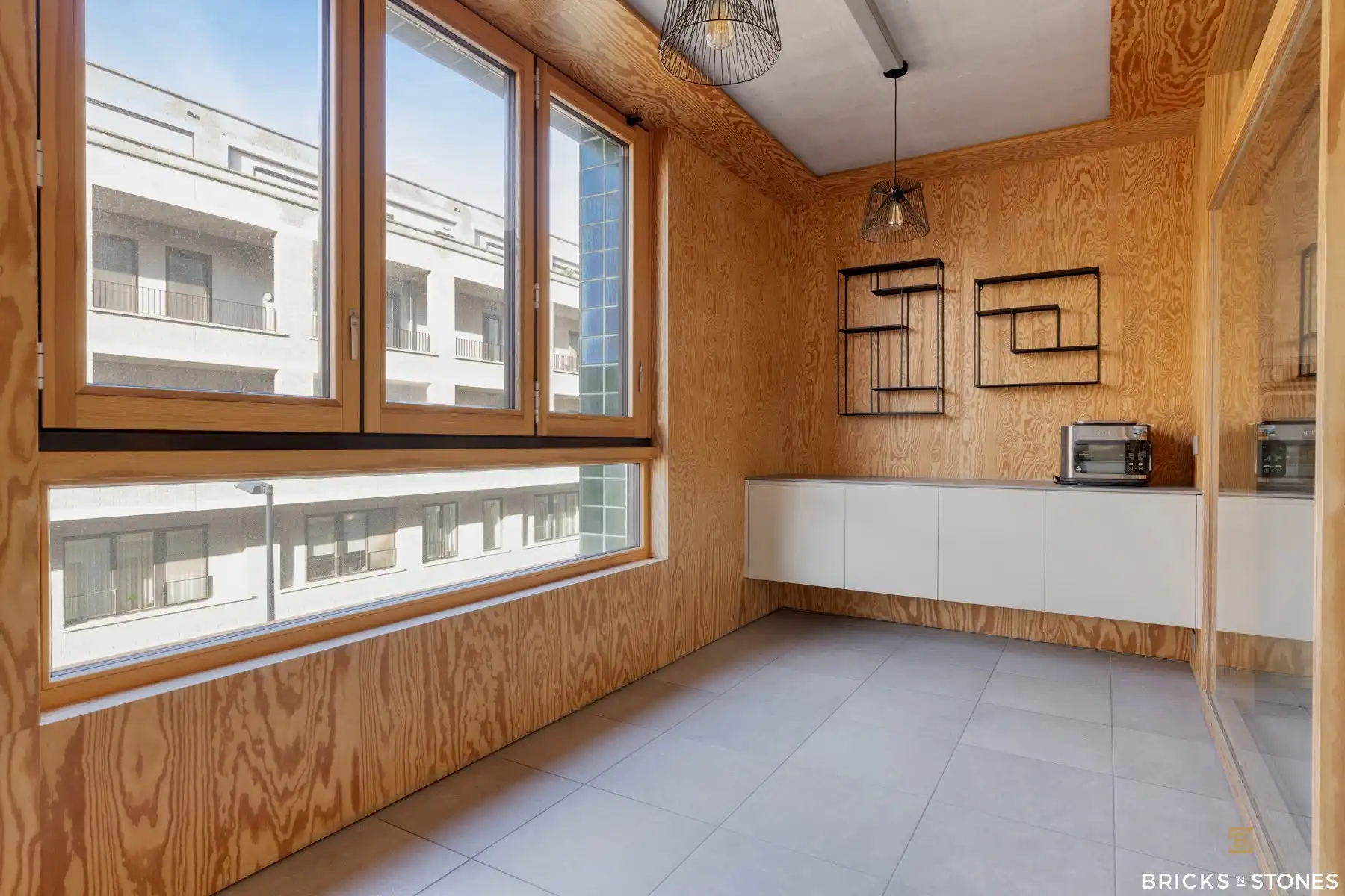 Appartement met 2 slaapkamers en parking in Cadixwijk foto 7