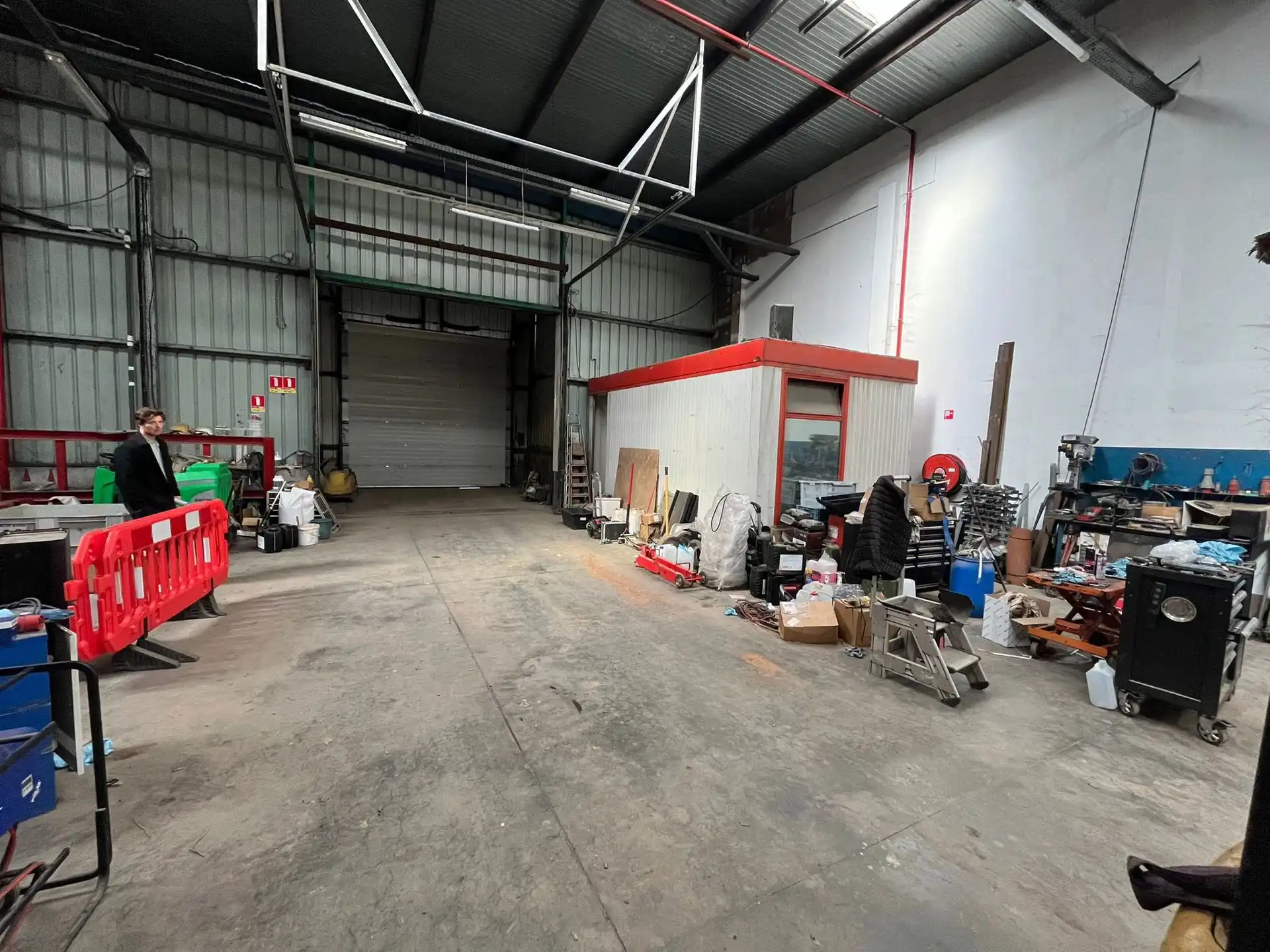 Magazijn Unit 18-20  van 775 m²  centraal  tussen A12 en E19 foto 5