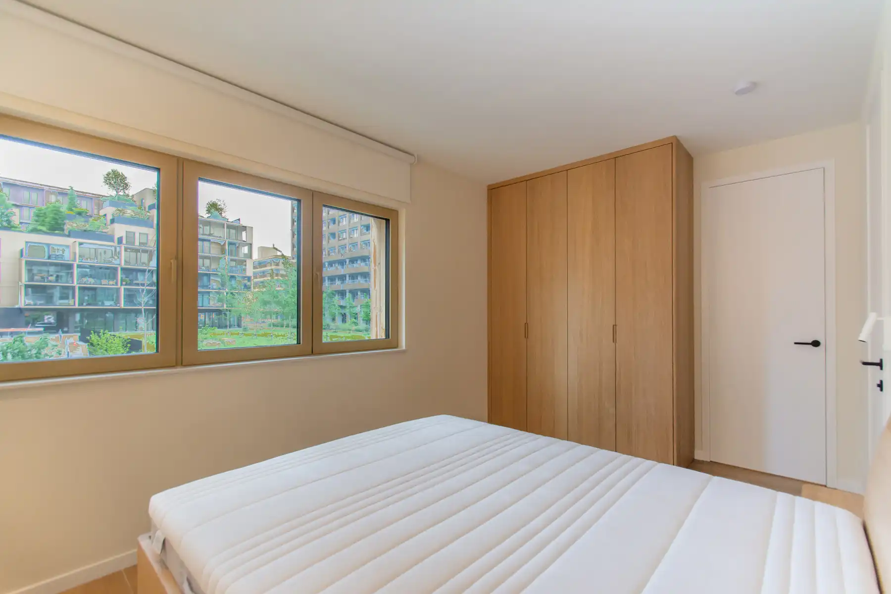 Prachtig gemeubeld 3 kamer appartement met mooi terras foto 11