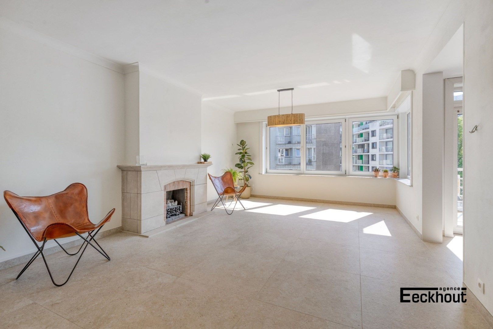 Exclusief, volledig vernieuwd appartement (104 m²) op gegeerde ligging te Oostende! foto 8