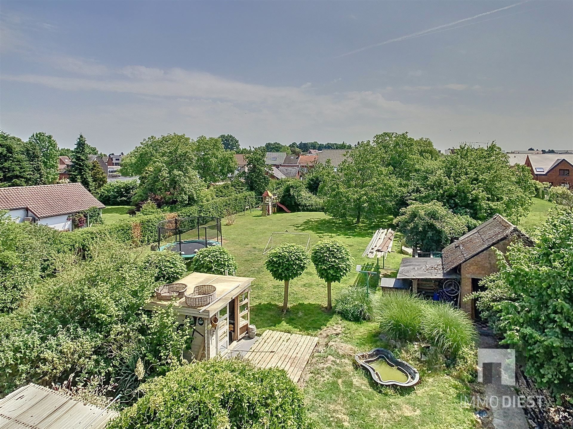 Karaktervolle gezinswoning met art-decogevel op royaal perceel in Scherpenheuvel. foto 4