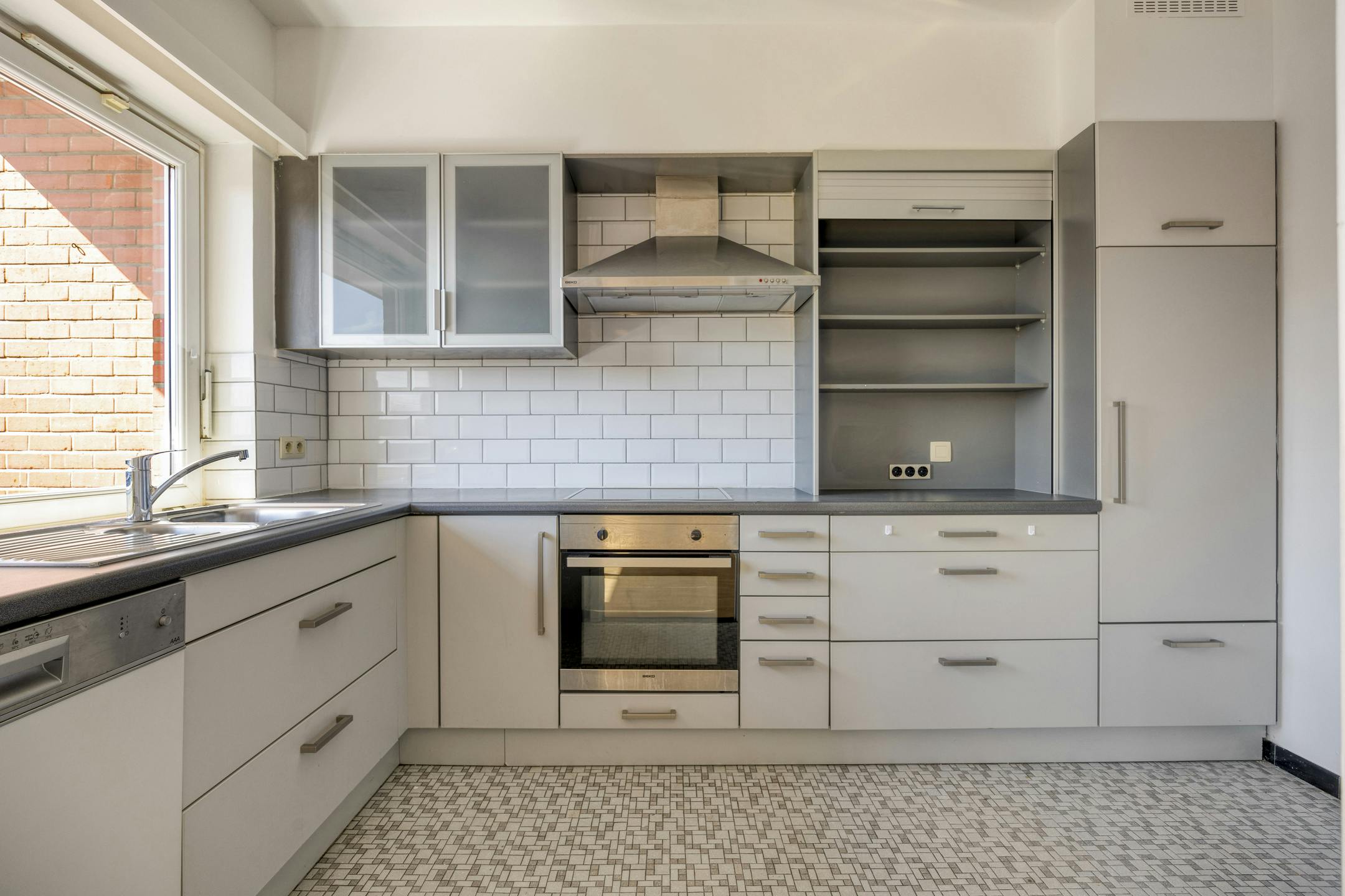 Appartement met twee slaapkamers in Neder-Over-Heembeek. foto 4