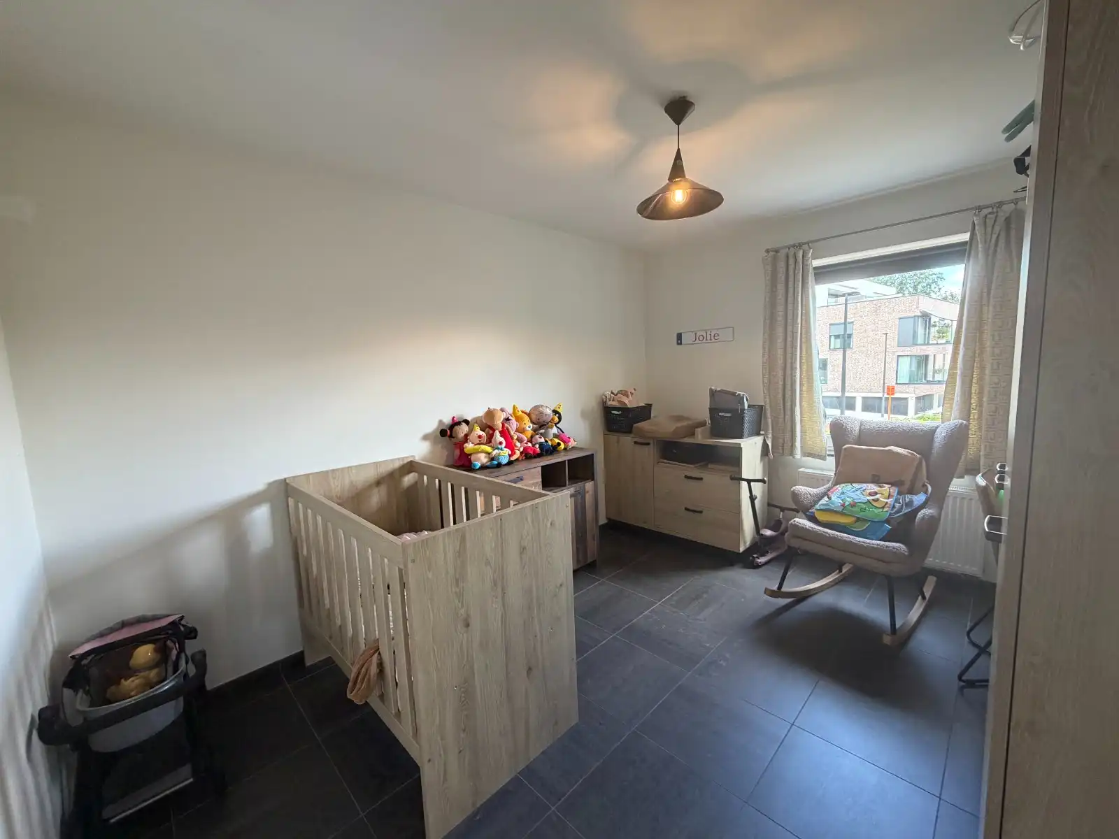 Lichtrijk appartement met 2 slaapkamers en terras – 1ste verdieping | EPC A foto 10