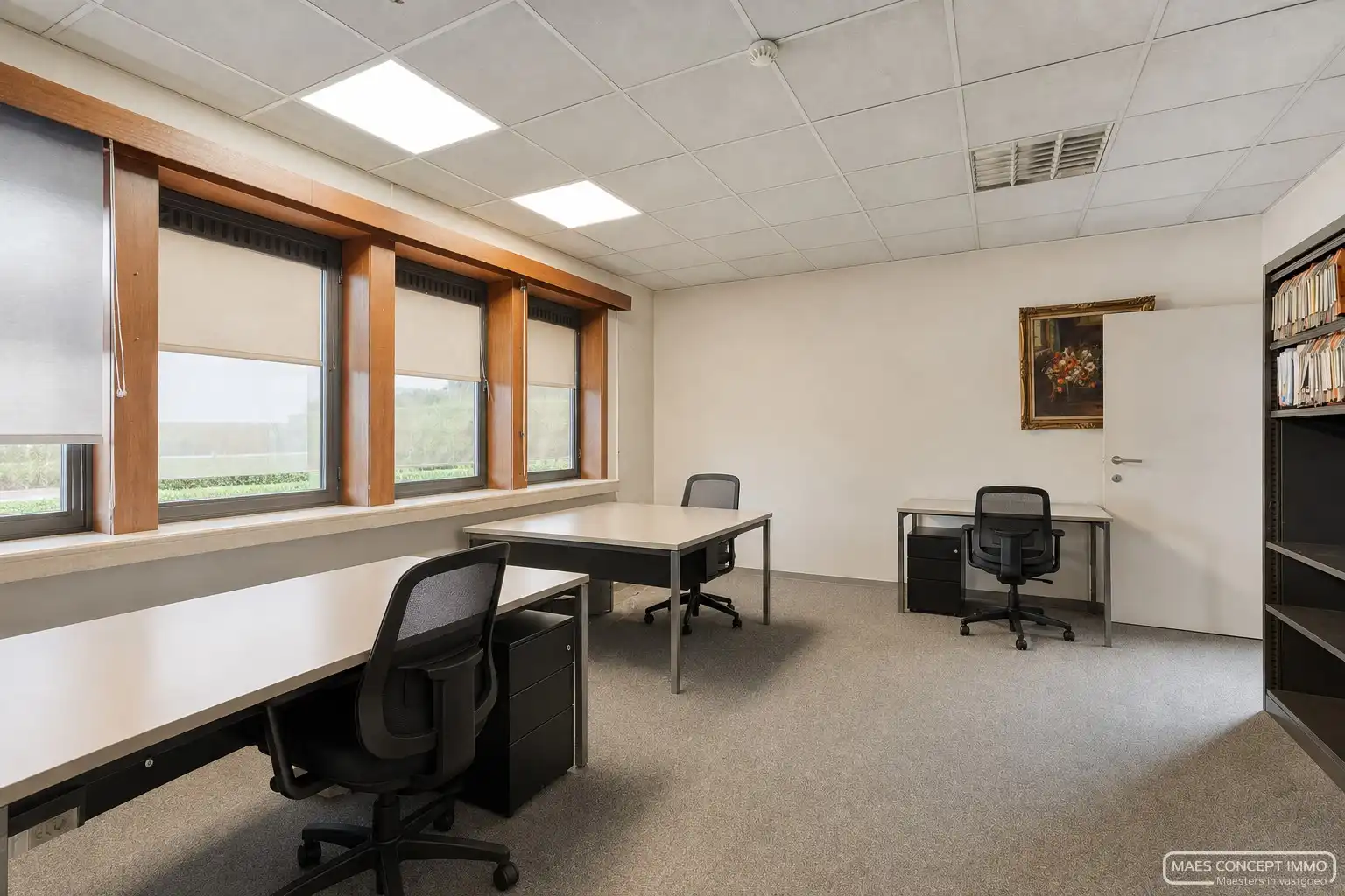 Ruim handelspand met appartement te koop te Desselgem - Perfect voor ondernemers! foto 4