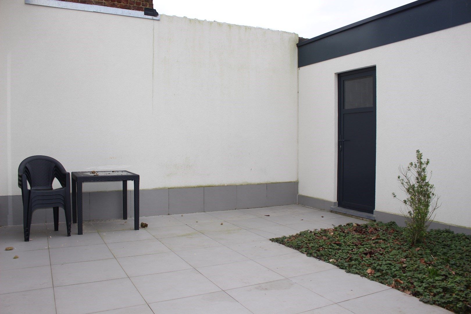 Gelijkvloers appartement met 1 slaapkamer en terras. foto 3