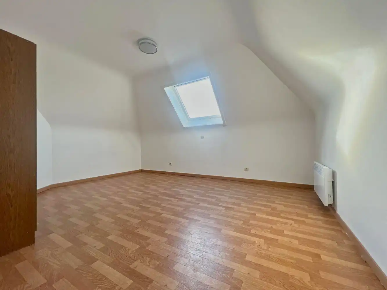 Ruim duplex-appartement met 2 slaapkamers! foto 4